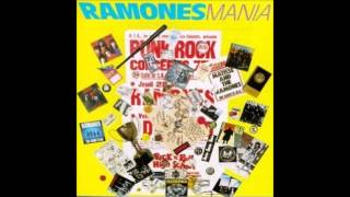 Ramones - "We're a Happy Family" - Ramones Mania