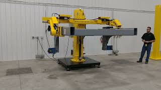 Hydraulic Industrial Manipulator Lifts Heavy Load