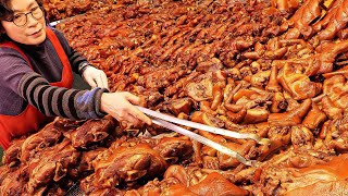 Amazing pig's feet \u0026 head Super-speed cutting Skills, Korean Braised Pig's Trotters(Jokbal) Master