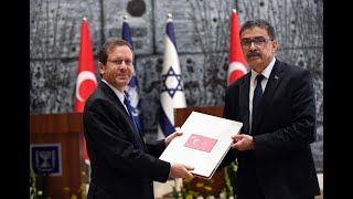 Türkiye Büyükelçisi Sn. Şakir Özkan Torunlar, İsrael Cumhurbaşkanı’na güven mektubunu sundu.