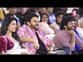 hero venkatesh fun with child artist sankranthiki vasthunnam movie success movie venkatesh