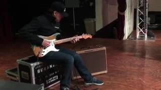 ‪Joe Bonamassa - The 1954 Eldon Shamblin Fender Stratocaster