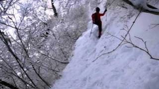 寒風山噂の雪の階段道４.AVI