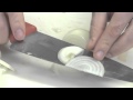 Proper Onion Slicing: Moon Shape and Dicing with Peter Robertson