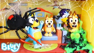 Bluey Funny Scare Pranks with Bluey Toys - Pretend Play with Bluey Toys - Slime Jokes for Kids