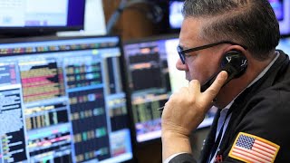 US stock Indexes fall as regional banks tumble