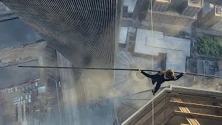 تخيل تمشي على سلك رفيع بين اعلى بنايات في امريكا بدون اداوت امان - قصة حقيقية | ملخص the walk