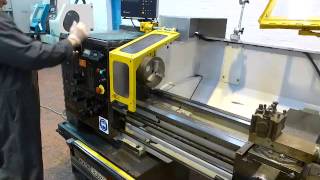 Colchester Master 3250 Lathe Demo @ Electro Motion