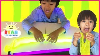 How to Make Glow in the dark slime Goo! Disney Cars Thomas Train Kinder Egg Surprise Toys