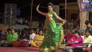 Maar Diya Jaye Ya Chod Diya Jaye - Vinod Khanna - Laxmi - Mera Gaon Mera Desh Songs - Lata