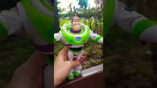 oh no lightyear! #short #juguetes #spidey #rayomcqueen #toystory #minecraft #videojuegos