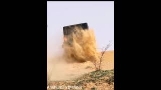 Har climbing the incline very easily in high speed in desert