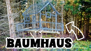 Ich baue mein SURVIVAL Shelter auf einem schmalen Baum | Projekt BAUMHAUS