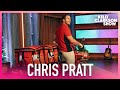 Chris Pratt Surprises Kelly Clarkson With Lasagna Delivery
