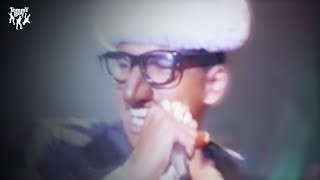Digital Underground - The Humpty Dance (Official Music Video)