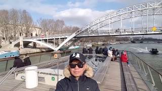 Cruising at the River Seine in Paris, featuring the amazing Eiffel Tower 😂😀🌎🌍🌏