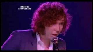 The Kooks - She Moves In Her Own Way (Radio 1's Big Weekend)