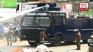 Protesters attack Thambuttegama Police Station