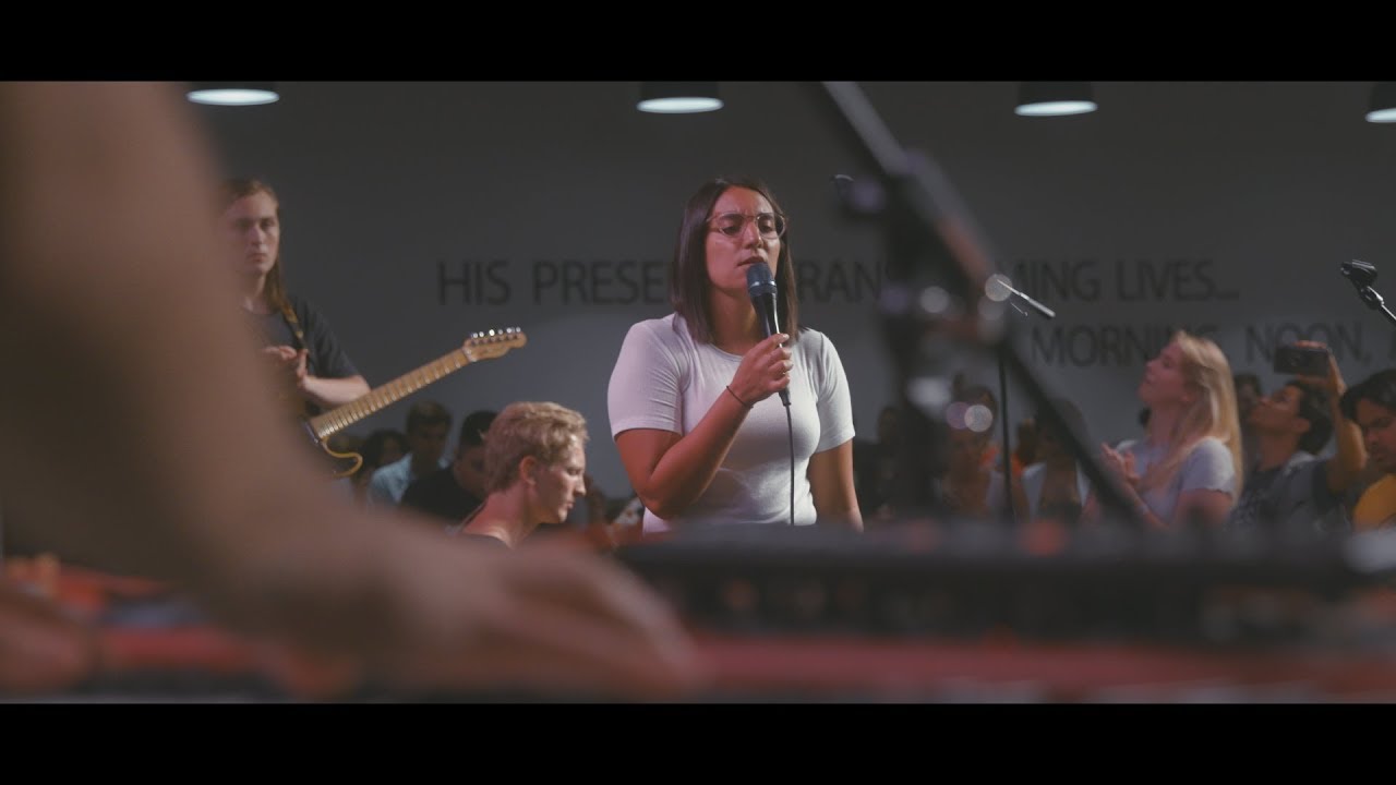 Open The Scroll Upperroom Chords Chordify