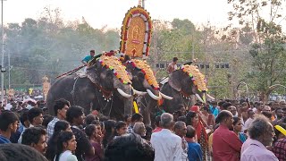 തൊലന്നൂർ തോല്ലെന്നുമുടി എഴുന്നെള്ളപ്പിനോട് അനുബന്ധിച്ചു നടന്ന പരിപാടിക്കിടയിൽ.. 🙏🏻🙏🏻🙏🏻