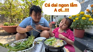 Cha Nàng Út Ống Tre bắt cho con Cá Tra Siêu To Khổng Lồ A Mập nấu Mắm Kho Thố Đá cực ngon