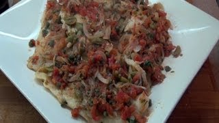 Pescado Atomatado con Alcaparras y Aceitunas