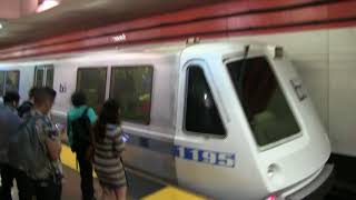 Bart Train - A Car Rohr #1195 Pleasant Hill Bound Yellow Line Departing Powell