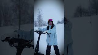 電動スノーバイクで雪山を遊び尽くそう！**🚴‍♂️💨 #スノボ #スノーボード #スノボ女子 #snowboarding #スノーモービル #スノーモービル好き#スノーバイク #スノーモービル用品