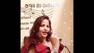my favourite song🎶 Mil Gayi Aaj Aasman Se covered by (Deepika Singh)