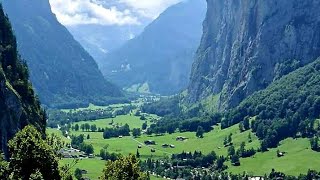 Wengen to lauterbrunnen Switzerland!  the best hiking pathway and scenery of the valley!