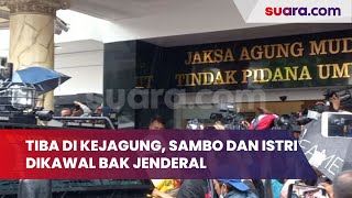 Tiba di Kejagung Naik Rantis Brimob, Ferdy Sambo dan Putri Candrawathi Dikawal Bak Jenderal