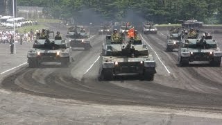 Japanese Military Parade 陸上自衛隊富士学校観閲行進2013