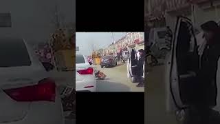 Open the car's door accident.  Driver's reaction