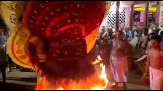 Theyyam Puthiya Bhagavathy-Kerala Gods Own Country