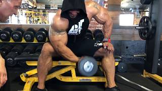 Triple drop on Concentration curls for BICEPS