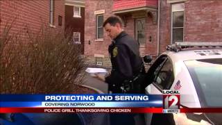 Police grill Thanksgiving chicken