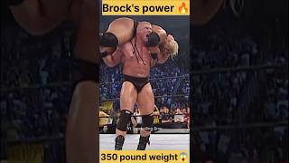 Brock Lesnar lifts a 350-pound Rikishi with ease! 😯 #youtubeshorts #shorts #ytshort