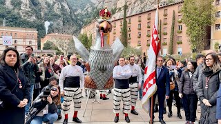 Sortida d’Ofici i Balladetes a la Plaça - COMMEMORACIÓ DEL MIL·LENARI DEL MONESTIR DE MONTSERRAT