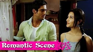 Prateik Babbar Heroic Stunt | ISSAQ | Romantic Scene | HD