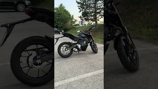 Honda CB125R Black | 4K Walkaround