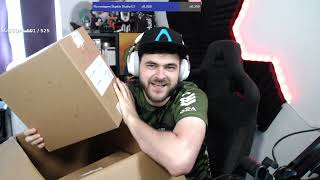 Tajemnicza paczka - wstępny unboxing