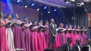 HARMONIOUS CHORALE THRILLED PATRONS AT MAIDEN EXECUTIVE COCKTAIL CONCERT, SYMPHONY AND STEPS!