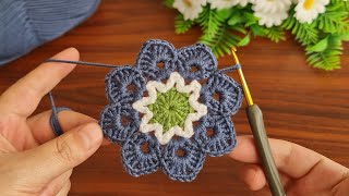 Wow!. ⭐️ Amazing!. ⭐️ How to make a very easy crochet flower motif in? Let's do it together.