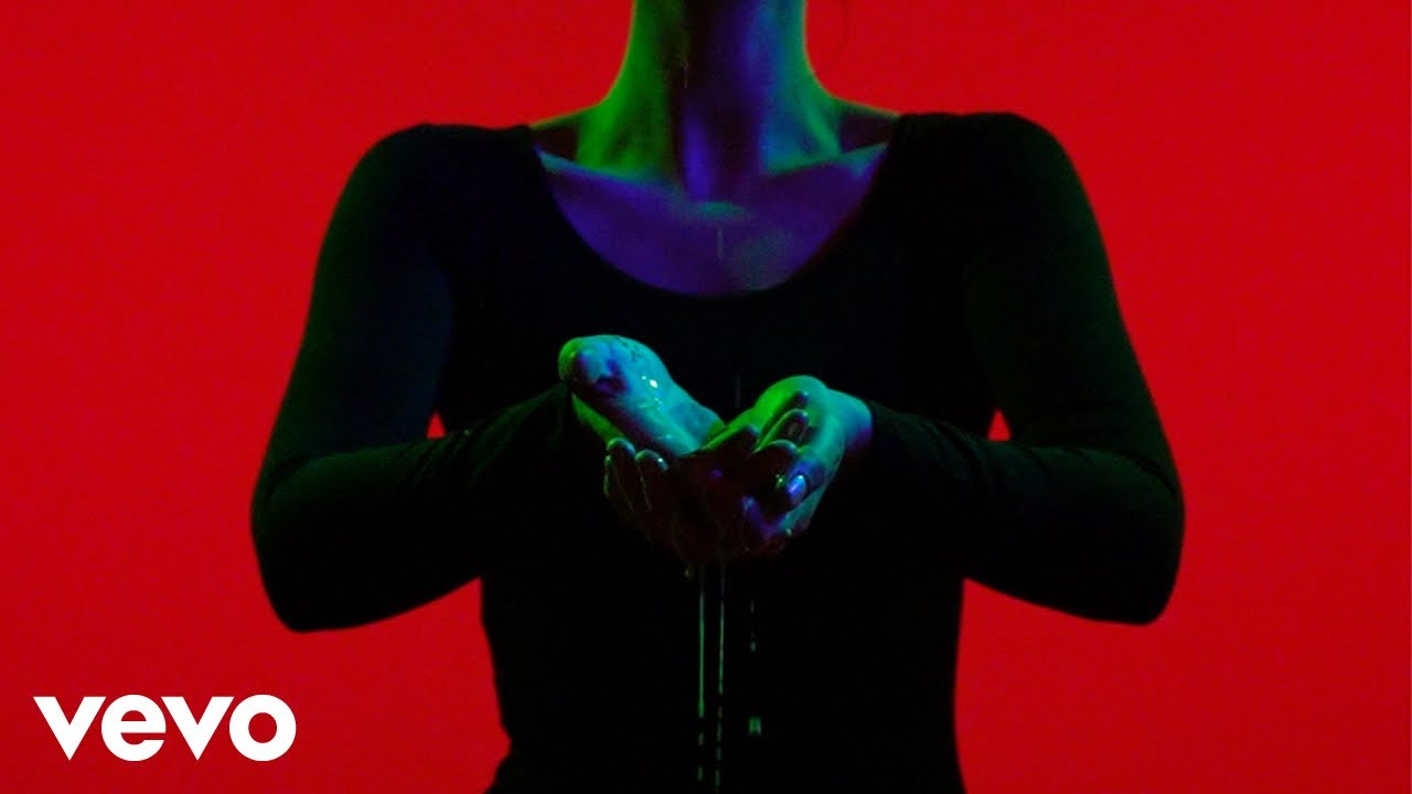 Grace Cummings Storm Queen Official Video Youtube