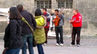 Slovakische Straßenmusikanten in der Altstadt Salzburg