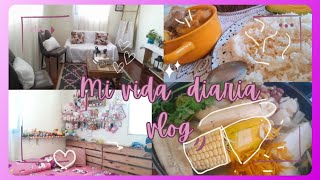 Así quedo la 🛋 sala después de navidad +🛏mi  habitación 🍲🍚Almuerzo