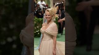 Pamela Anderson Again Slay the Redcarpet with makeup #metgala #pamelaanderson #actress #aliabhatt