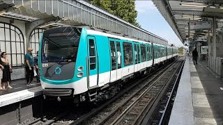 MF01 : Arrêt à la station Barbès Rochechouart sur la ligne 2 du métro parisien