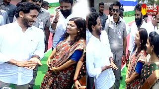 CM Jagan And Kodali Nani Funny Conversation | CM YS Jagan Machilipatnam Tour @SakshiTVLIVE