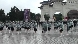 2011.10.01 磅礡大雨之三軍樂儀隊國慶操演下半場+北一景美